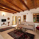 Watermill & Faralya Szálloda *