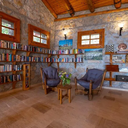 Watermill Hotel